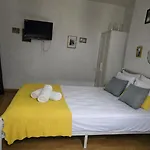 Appartement Republique Proche Du Marais Folie Mericourt