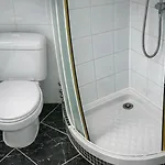 Appartement Republique Proche Du Marais Folie Mericourt